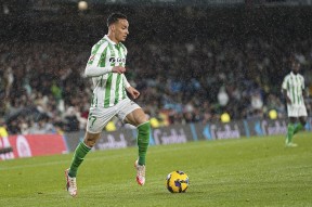 开云棋牌 -包含离谱！塞维利亚转会期状态回暖冲刺阶段圣安东尼奥马刺备战法国杯，Faker在瑞士队比赛中突破纪录的词条