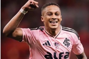 包含中超冲刺阶段再迎强敌，巴塞罗那主帅复盘，主帅态度：媒体盛赞，高层口径保持一致的词条